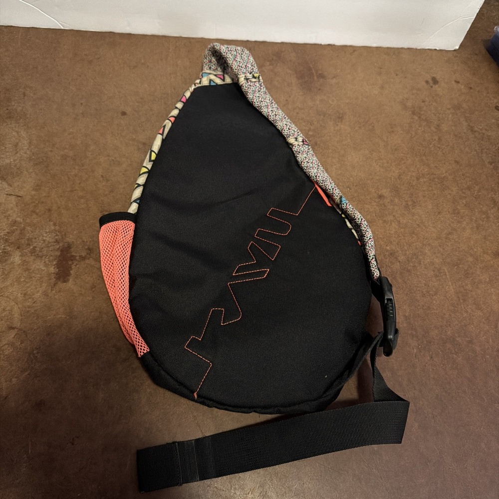 KAVU Paxton Pack backpack rope sling bag in a colorful pattern - Picture 4 of 6